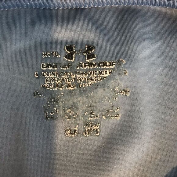 Under Armour Tee sz XL (fits smaller) - Picture 3 of 5